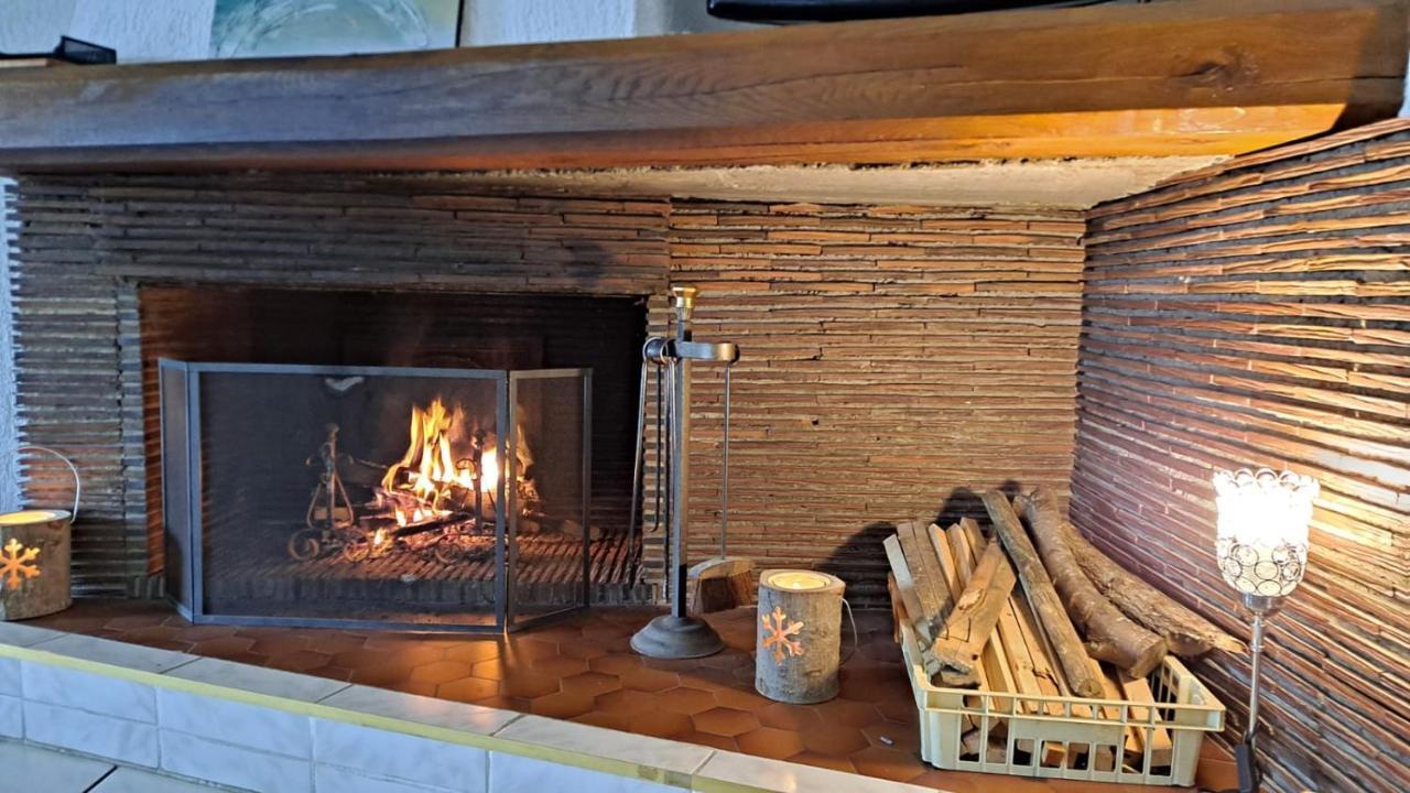 Une Halte Quelque Part Cheminot Bagian luar foto