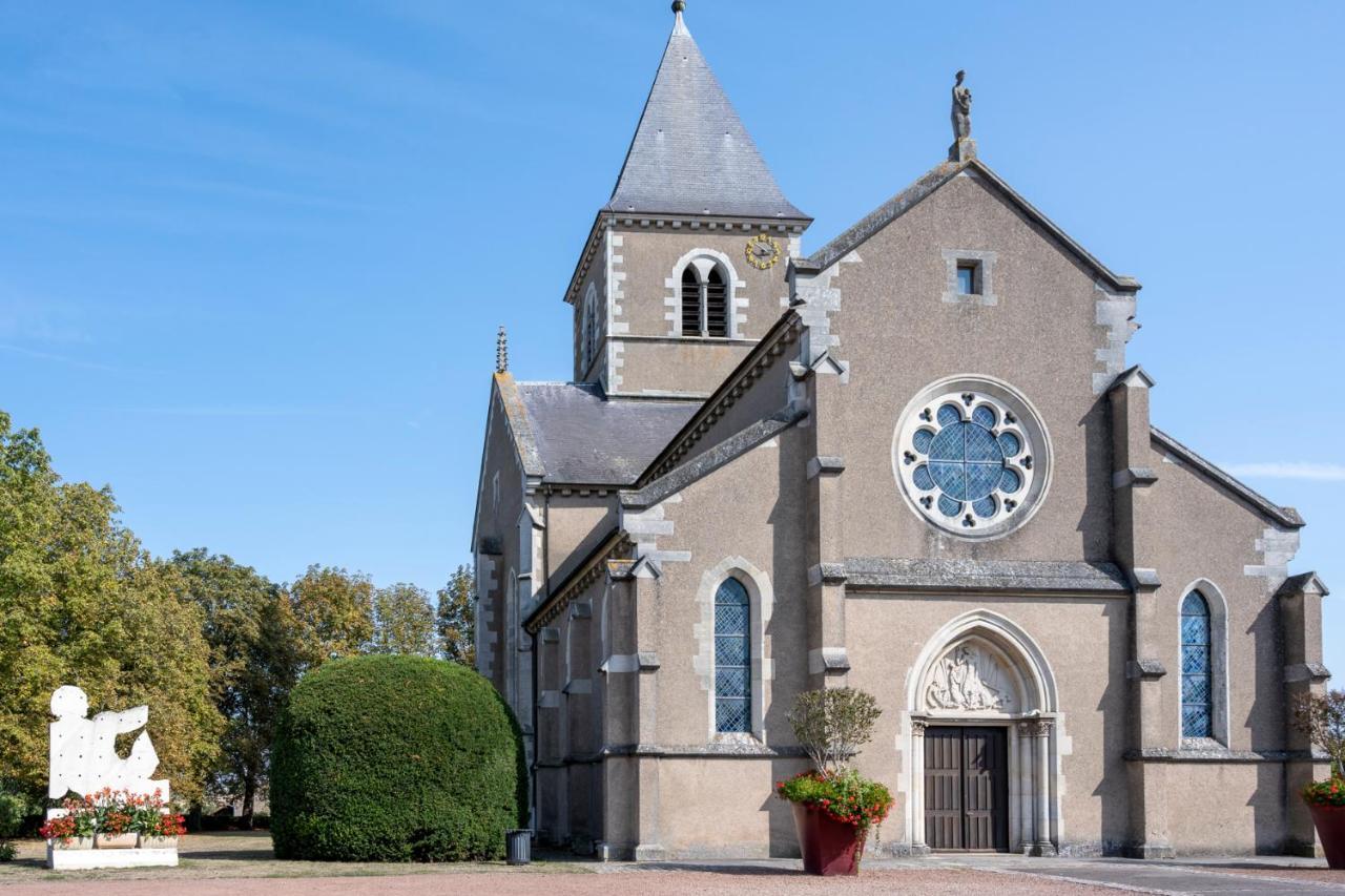 Une Halte Quelque Part Cheminot Bagian luar foto
